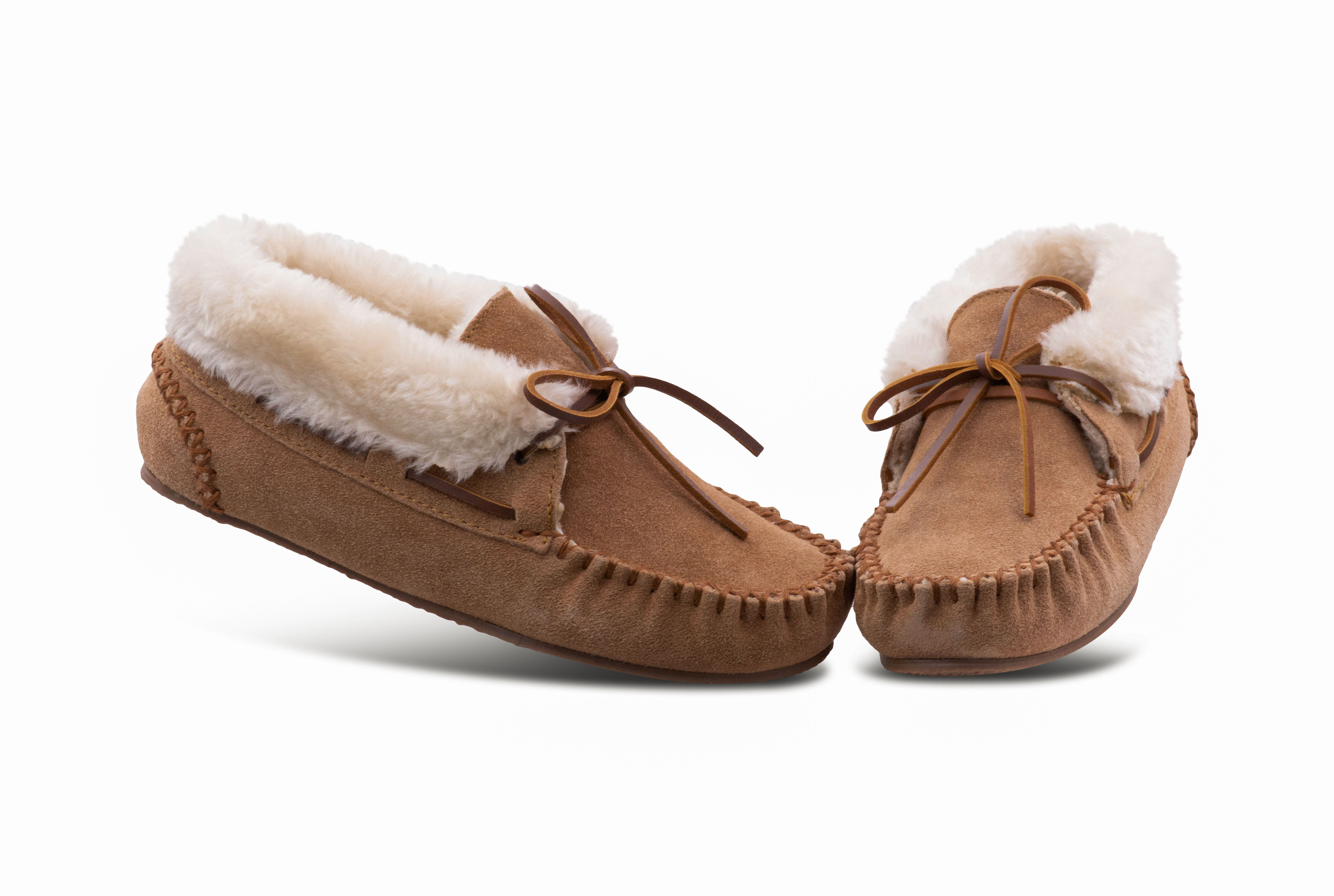 Minnetonka Womens Chrissy Bootie Moccasin Slipper - Cinnamon - Size 6