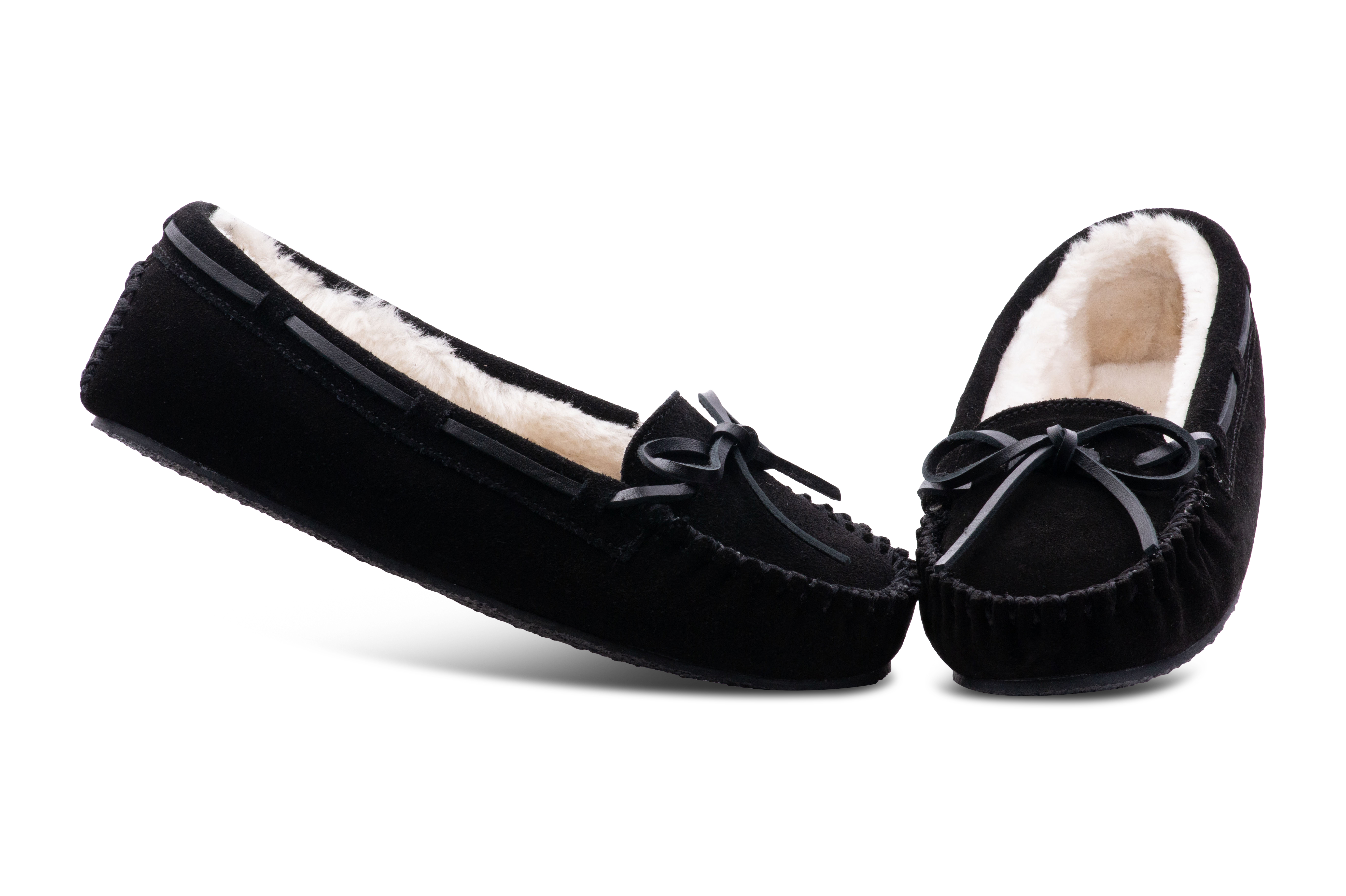 Minnetonka Womens Cally Slipper - Black - 6 M US