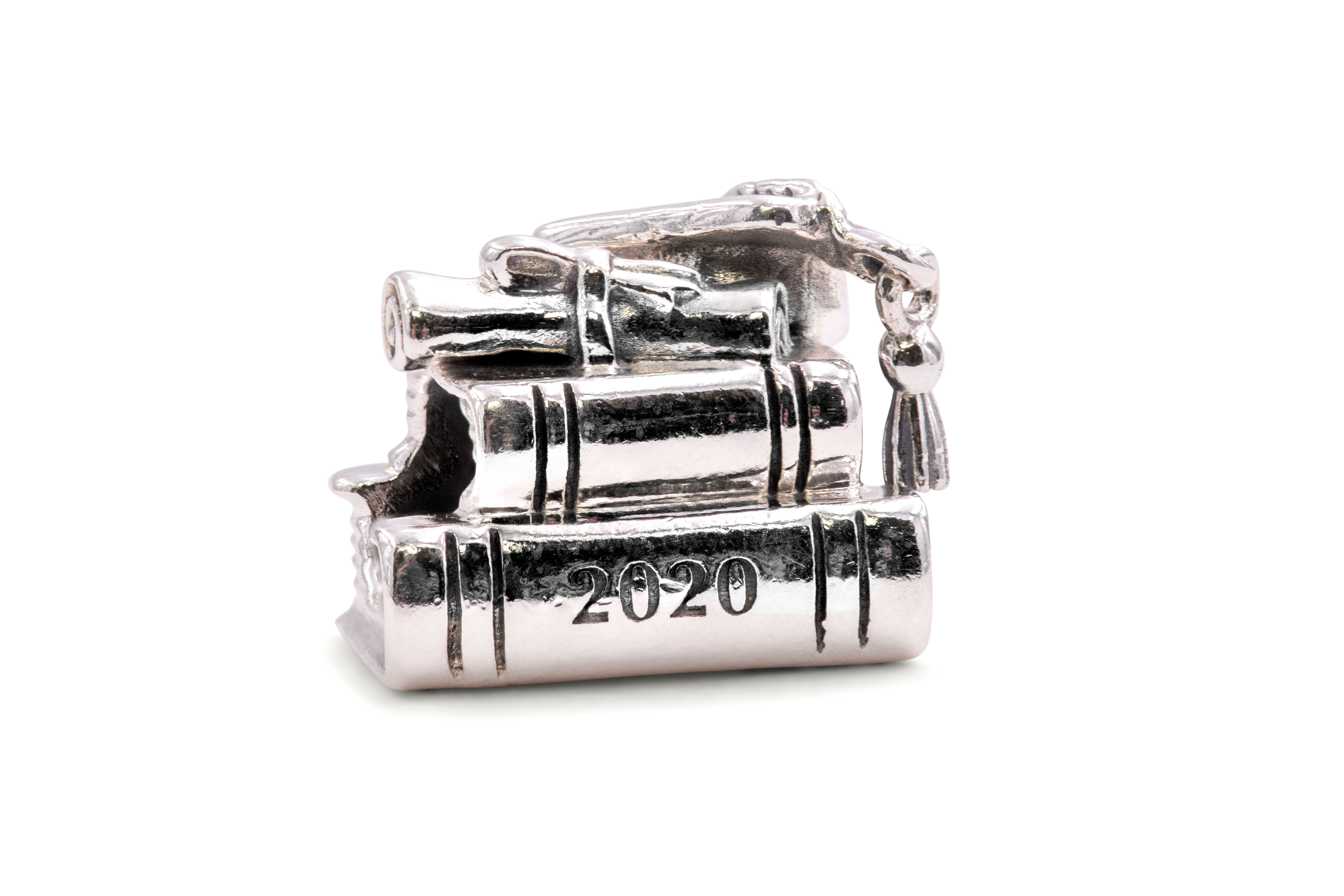Pandora - 2020 Graduation Books Charm - 798910C00