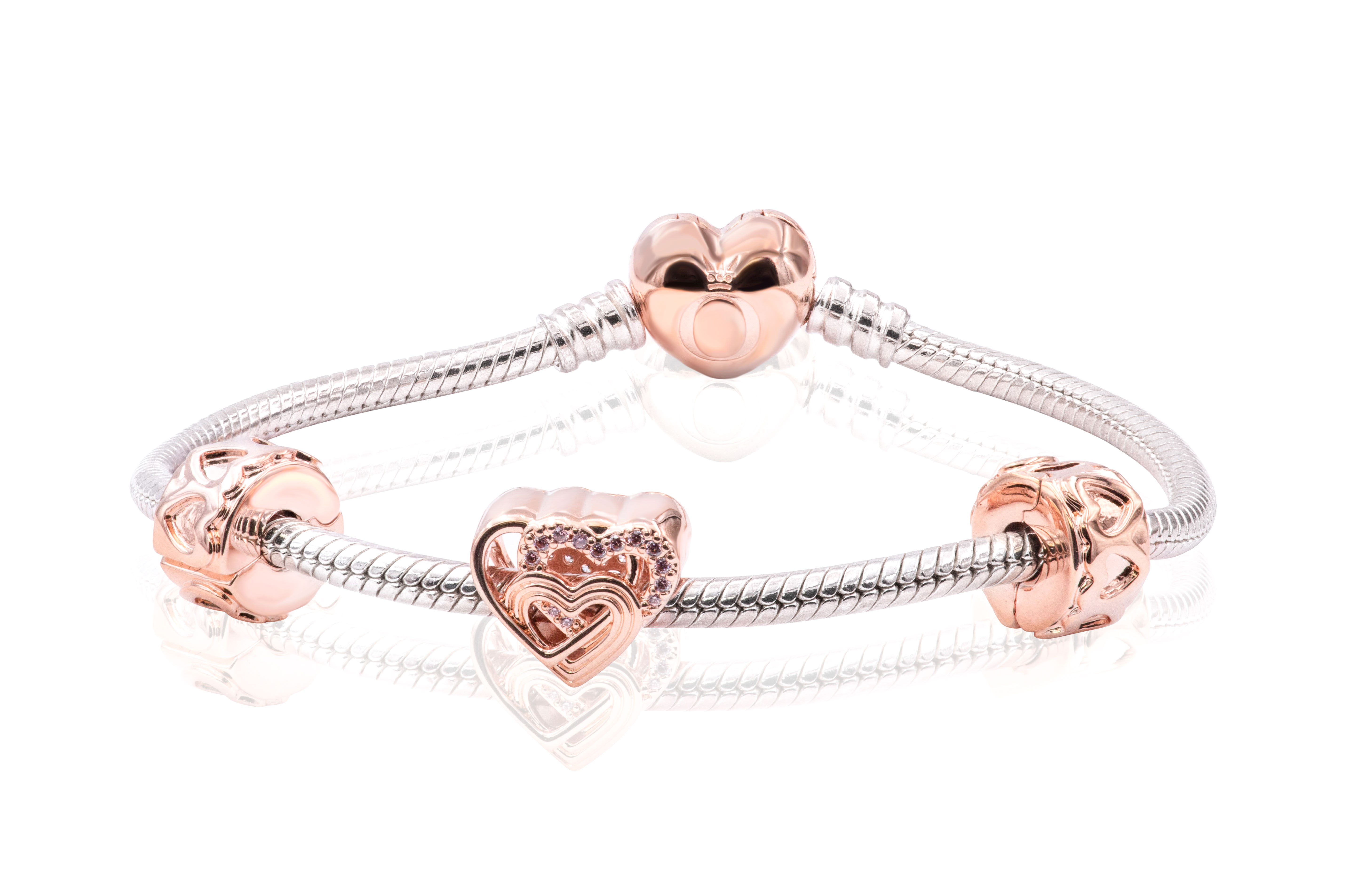 Pandora Intertwined Love Hearts Bracelet Gift Set