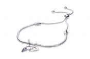 Pandora Pearlescent White Heart Bracelet Gift Set